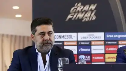 Angelici: “No aceptamos jugar ningún partido”