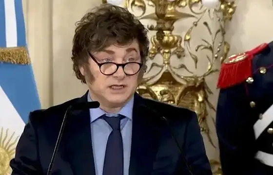 En su publicación, el mandatario cuestionó el rol de los medios.