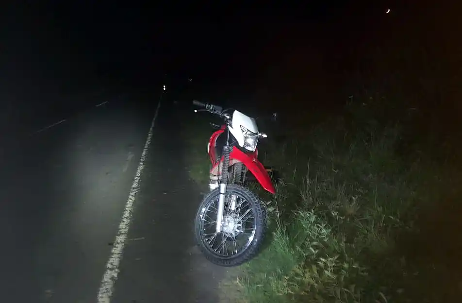 El accidente se produjo anoche en ruta 16, a pocos metros de ruta 12.