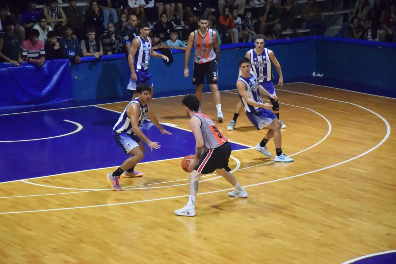 Crédito: Eze Ugalde - Prensa Atlético Tala