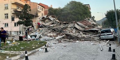 Sismo de magnitud 6,1 azotó el oeste de Turquía dejó heridos y destrucción