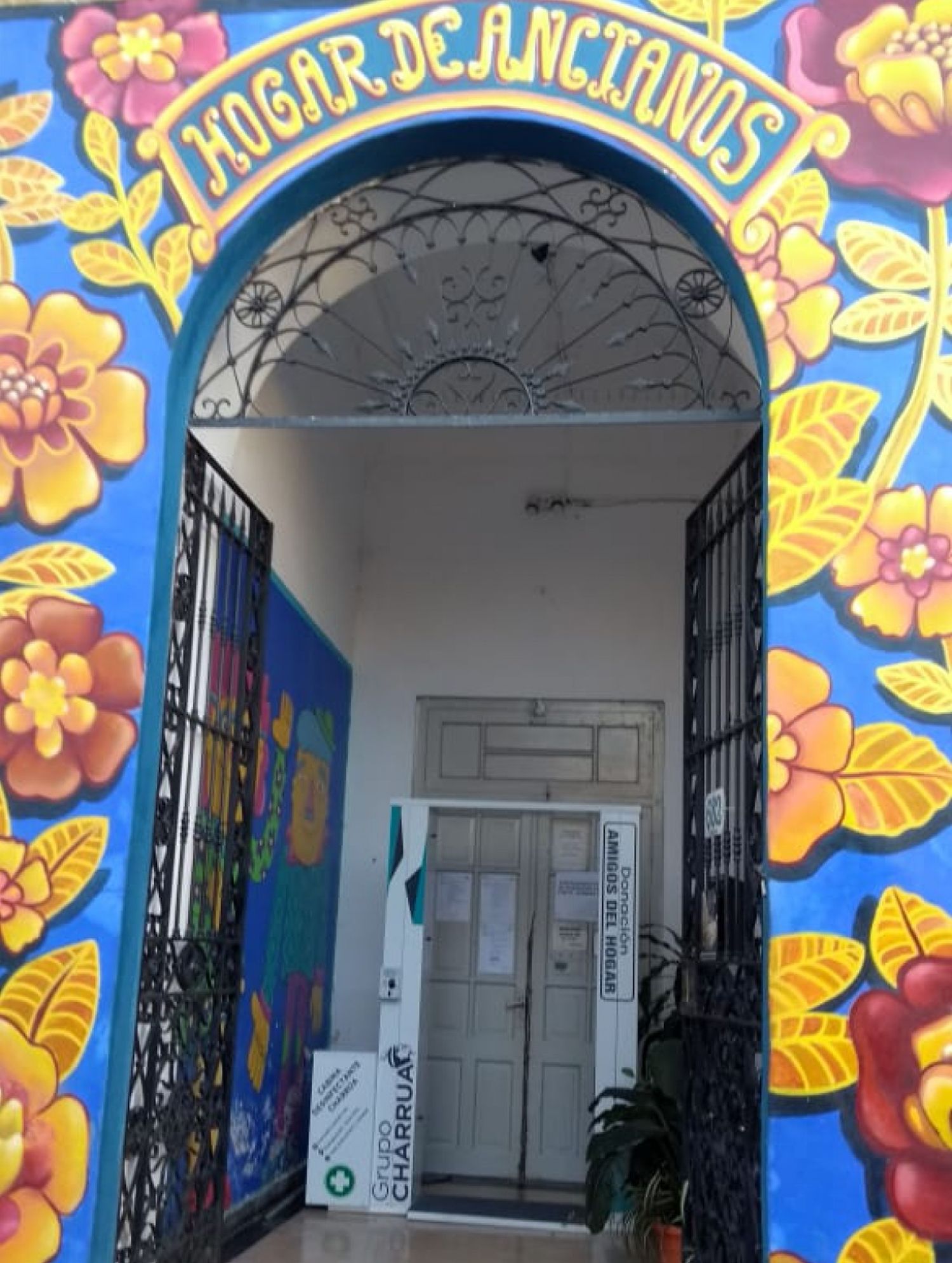 El Hogar de Ancianos recibió la donación de una cabina sanitaria