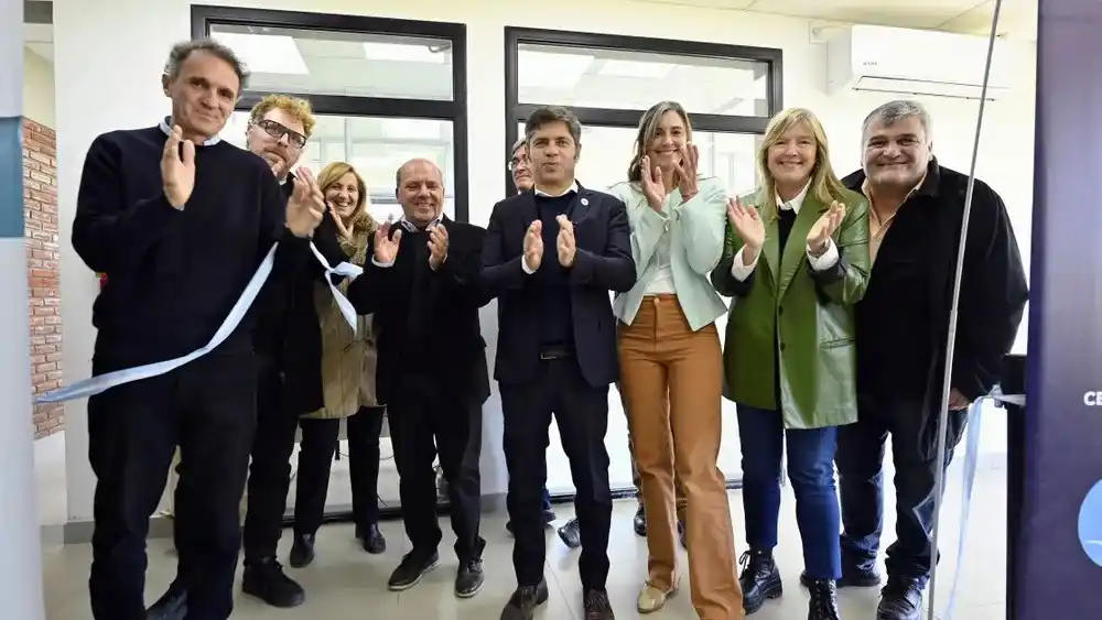 Kicillof, con Katopodis, Álvarez Rodríguez y Móccero, en Coronel Suárez.