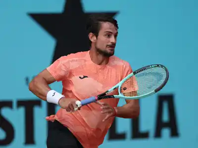 Navone cayó ante Royer y se despidió rápido del Masters de Shanghái
