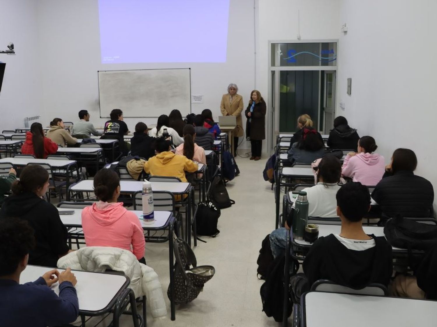 Iniciaron las clases de biofísica para estudiantes en el marco del programa “Vamos a la Universidad”