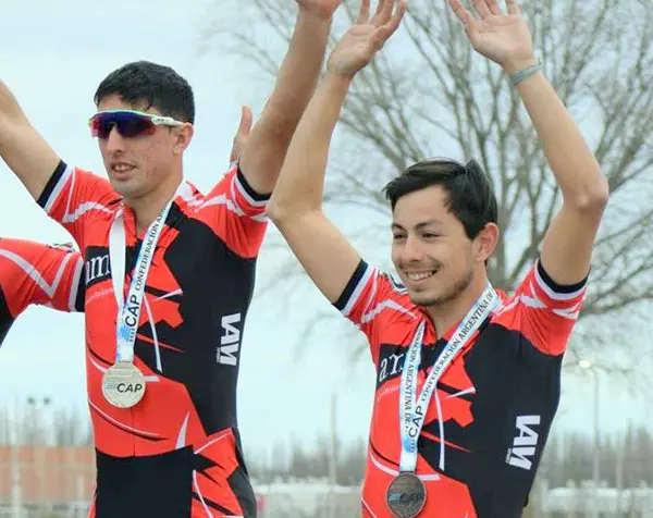 Roumec y Velado corren en el Campeonato Argentino y Cono Sur