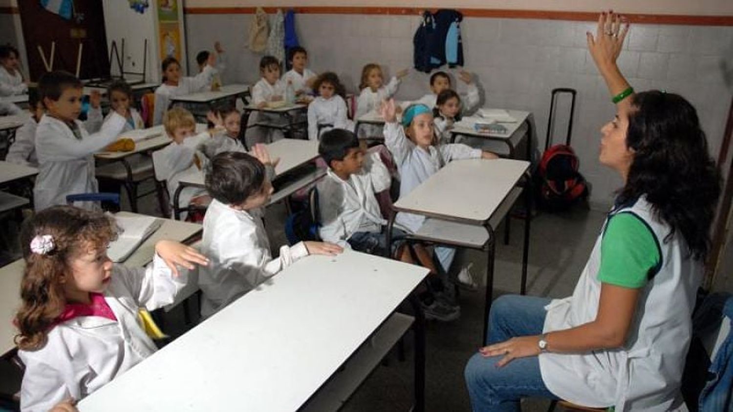 El Día del Maestro es una oportunidad para reconocer y agradecer la labor de todos los docentes.