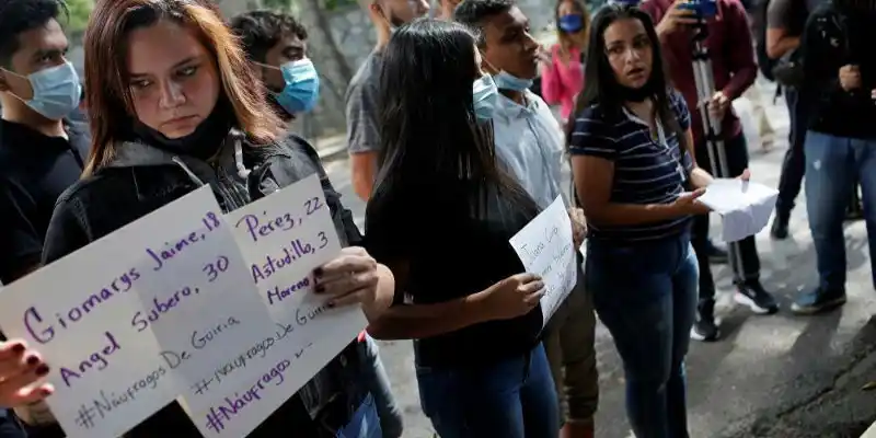 «Cruzar es arriesgar la vida»: dolor y dudas sobre naufragio en Güiria