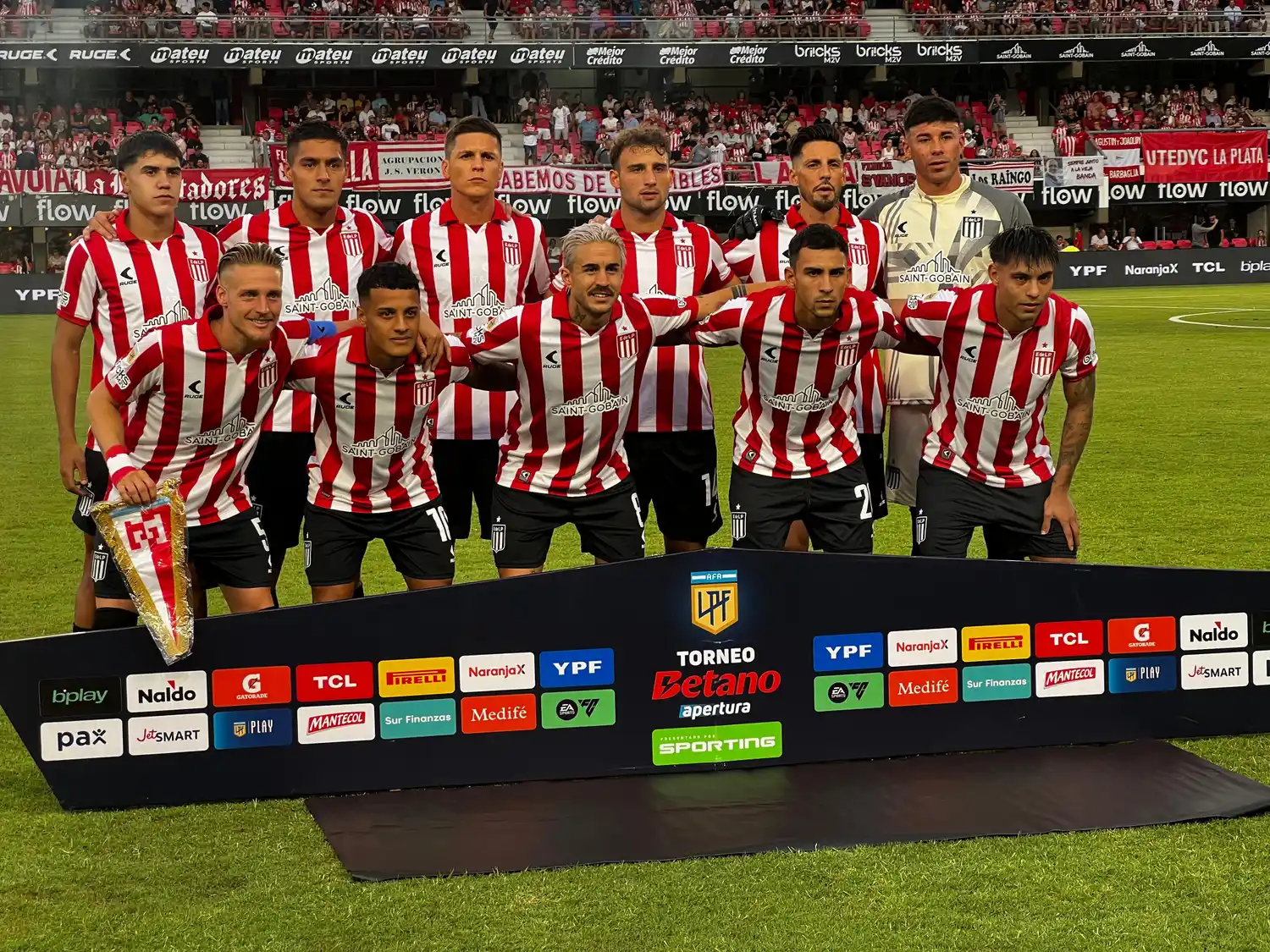 Boca le ofreció un trueque a Estudiantes: Marcos Rojo y plata por una de sus figuras