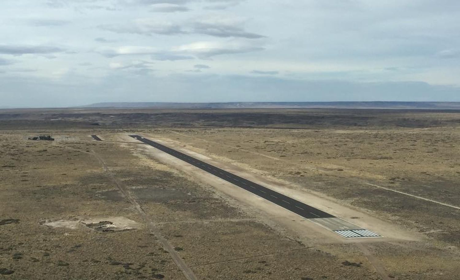 Tras millonaria inversión reabrió el aeropuerto de Zapala