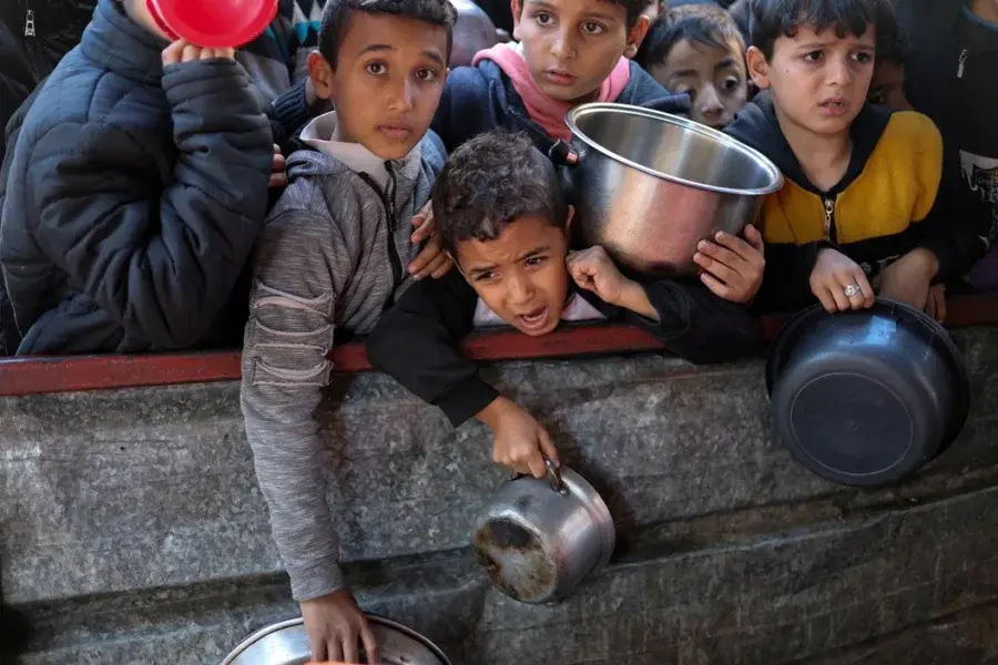 Agencia de ONU en Gaza afirmó que uno de cada tres niños menores de 2 años sufre desnutrición aguda