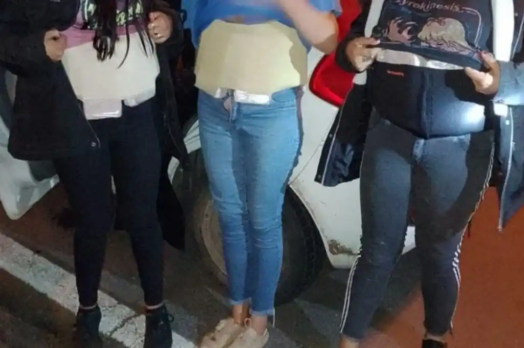 Detienen a falsas embarazadas: transportaban 8 kilos de marihuana
