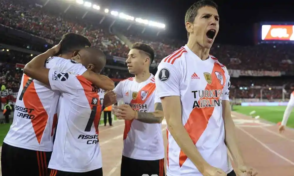 Olavarría: Hinchas de River fueron estafados con la compra de entradas y se quedaron sin superclásico