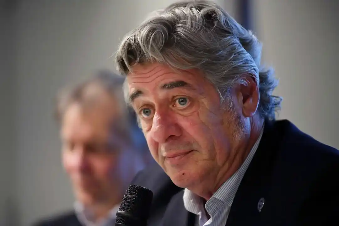 Pino se encuentra incomunicado, ya que los investigadores le retuvieron el celular.