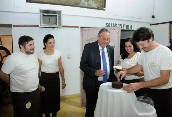 Presentaron “Tandileza”, la torta desarrollada y concebida en la ciudad 