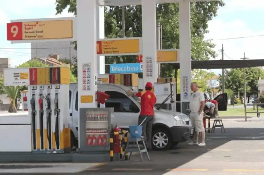 Asaltaron una estación de servicio de Olavarría y balearon a un playero