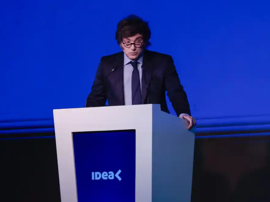 Estaba previsto que el presidente de la Nación participara del cierre del evento, pero viaja a Estados Unidos para reunirse con Donald Trump.