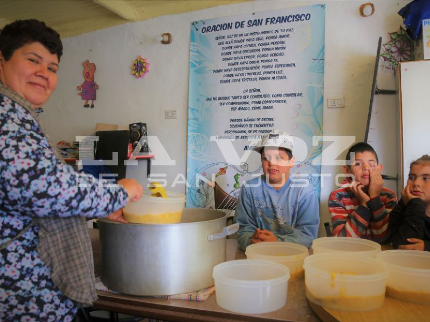 Mary le abre las puertas a quienes no tienen que comer