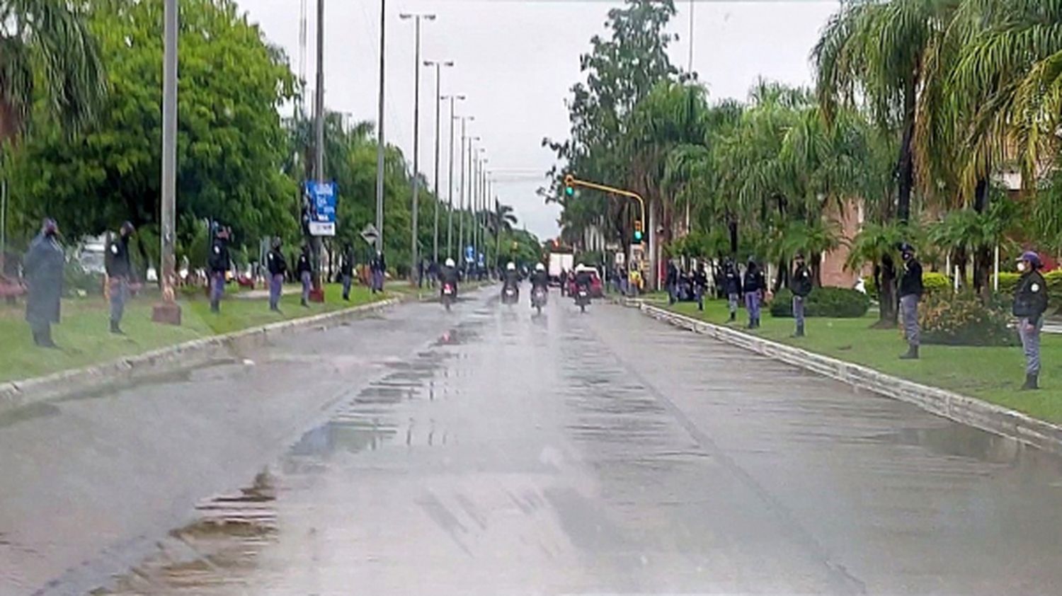 Dispositivo especial de seguridad para el campeonato de ciclismo "Vuelta Formosa Internacional"