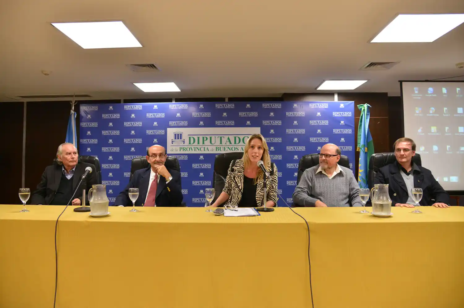 Presentan proyecto para crear el Colegio de Meteorólogos