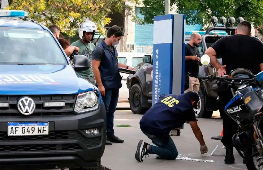 Balaceras a comisarías en Rosario: «Hay que estar preparados para más ataques”, afirmaron desde el Ministerio de Seguridad