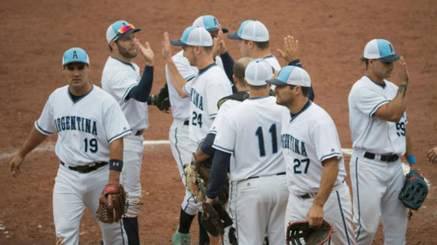 Victoria frente a México en softbol