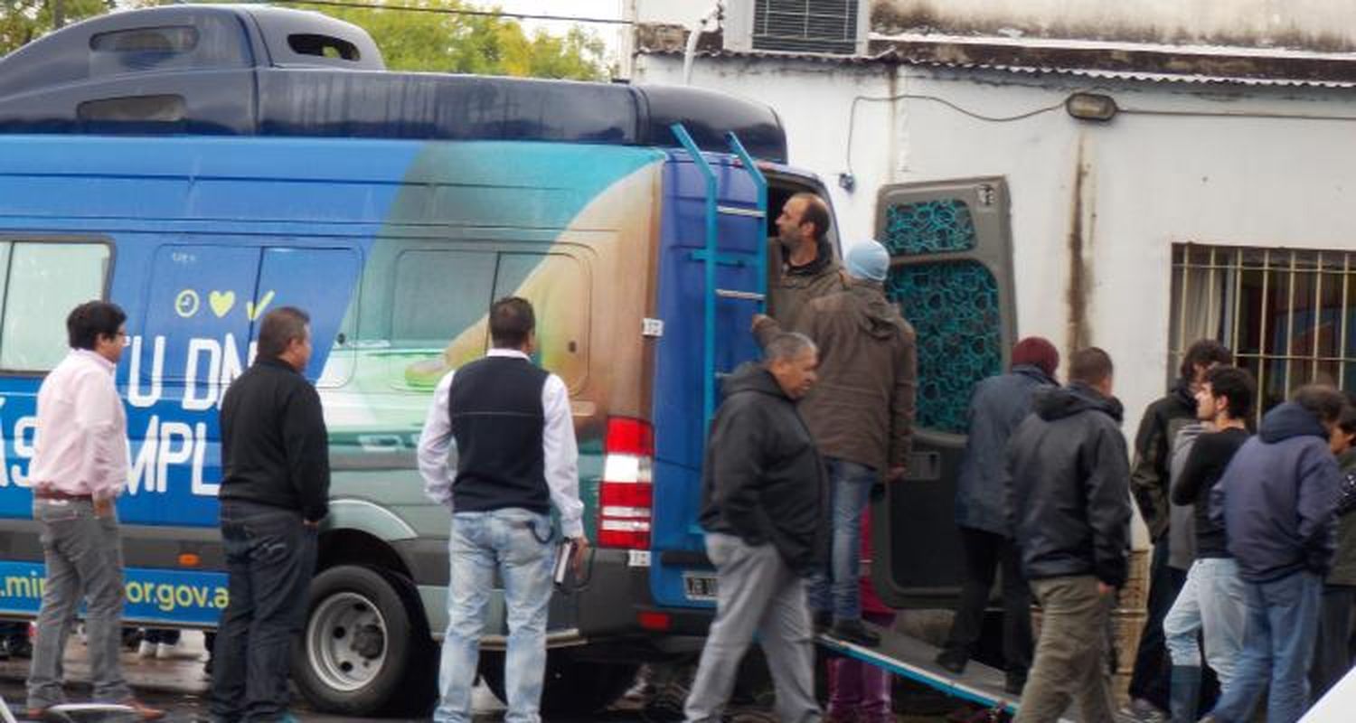 DNI: Este lunes vuelven las oficinas móviles del Renaper
