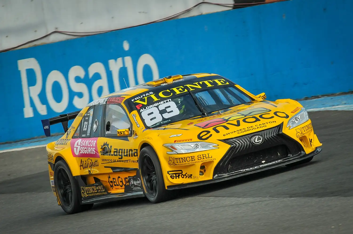 El Lexus de Aldrighetti en Rosario.
