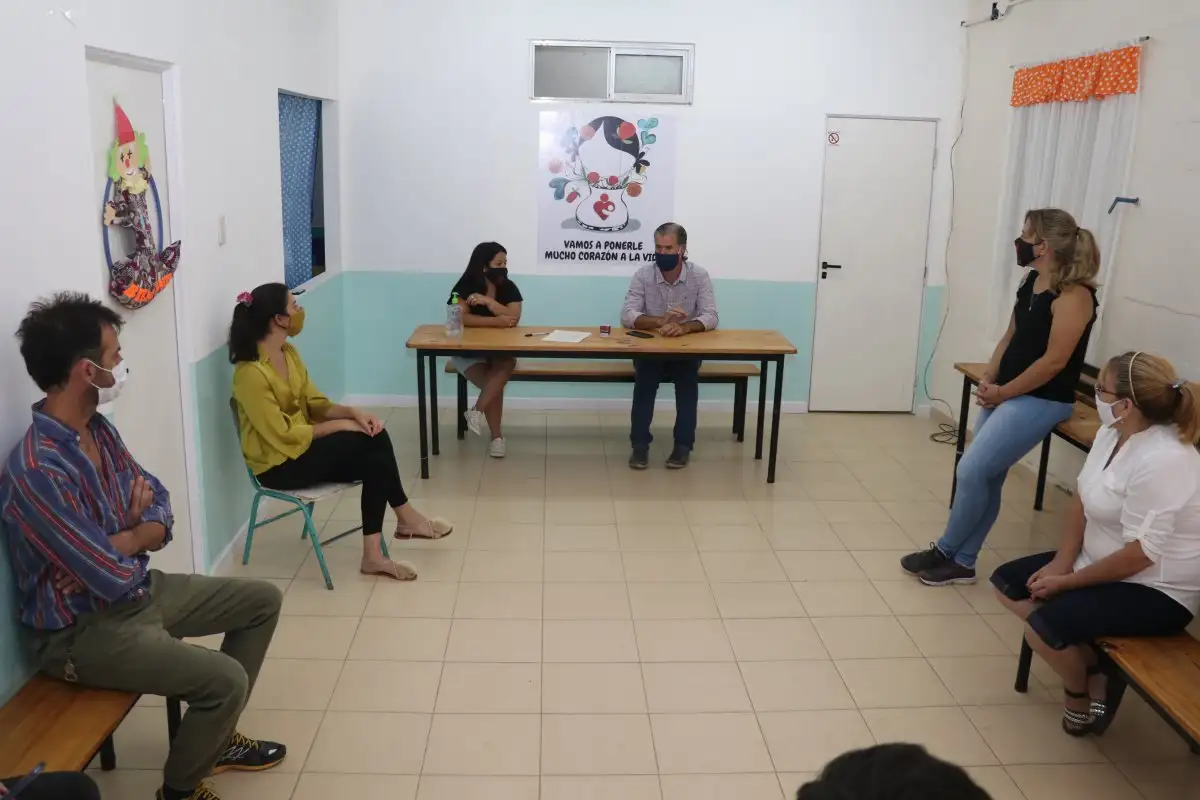 Piaggio firmó un convenio de colaboración mutua con Madres Cuidadoras