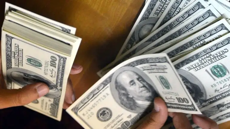 El dólar cerró la semana con tendencia negativa, a $37,81