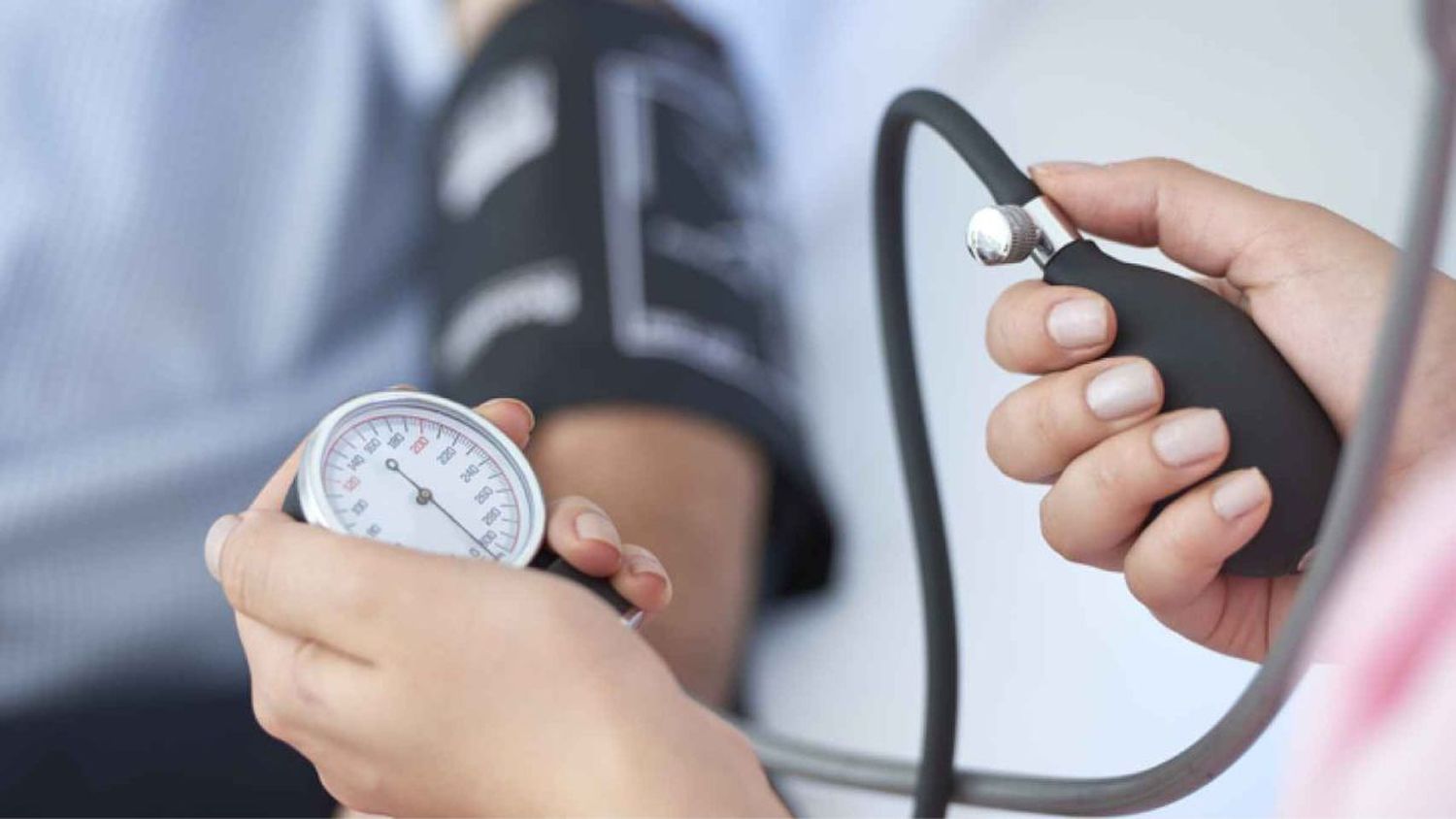 5 maneras de reducir la hipertensión arterial sin medicamentos