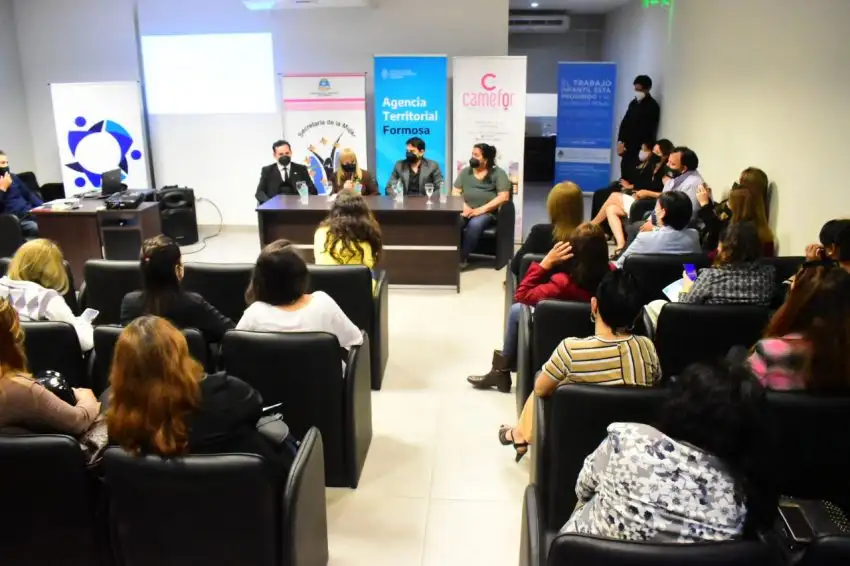 Reunión de trabajo sobre el programa “Te sumo”
