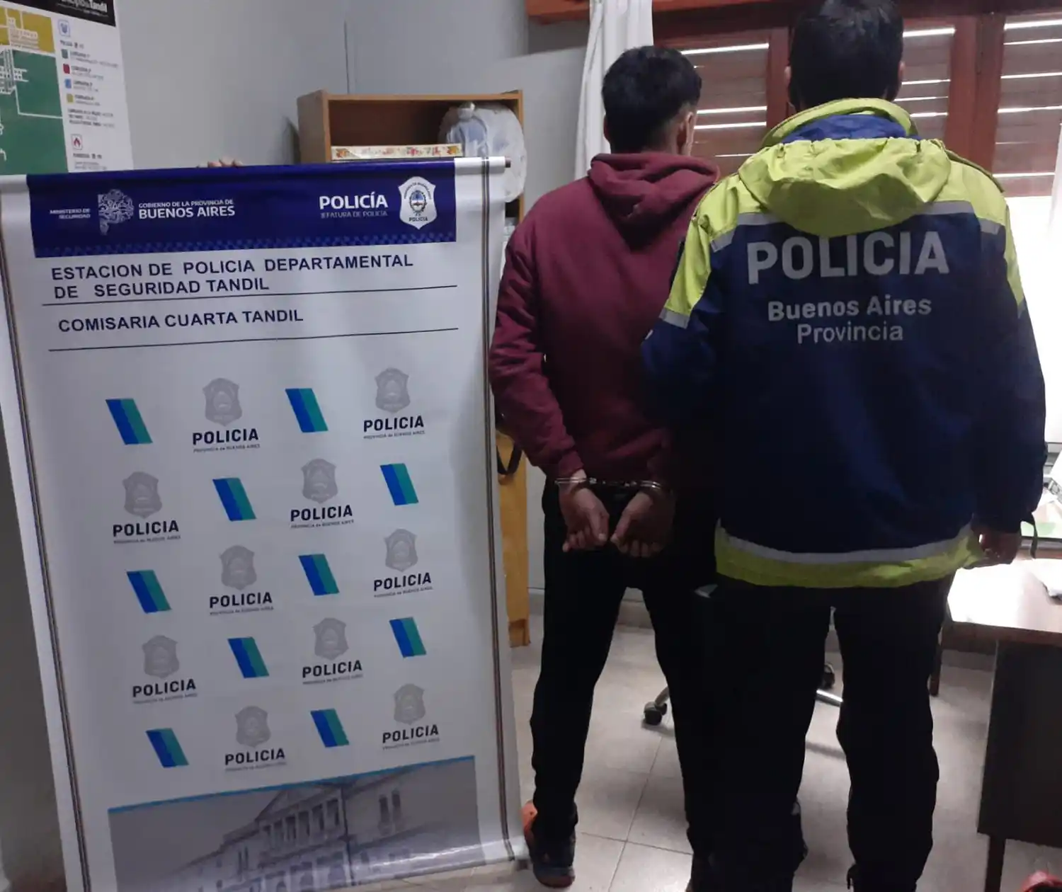 Aprehendieron a un sujeto que había asaltado a un ciudadano luego de aplicarle varios golpes