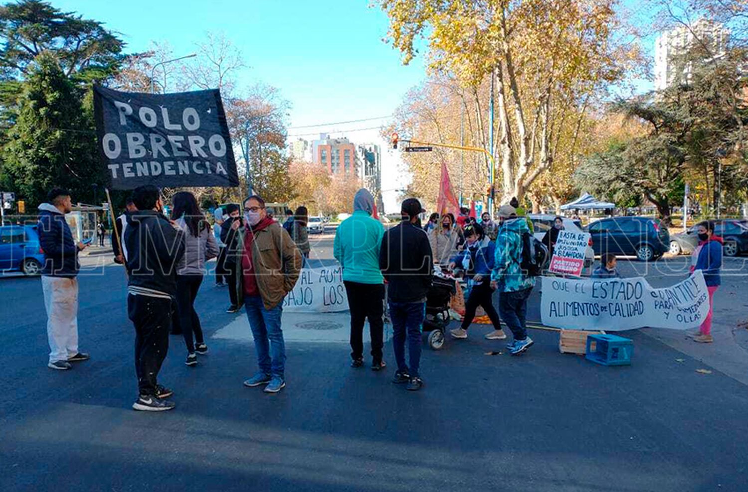 Manifestantes cortaron avenida Luro para reclamar la restitución del IFE