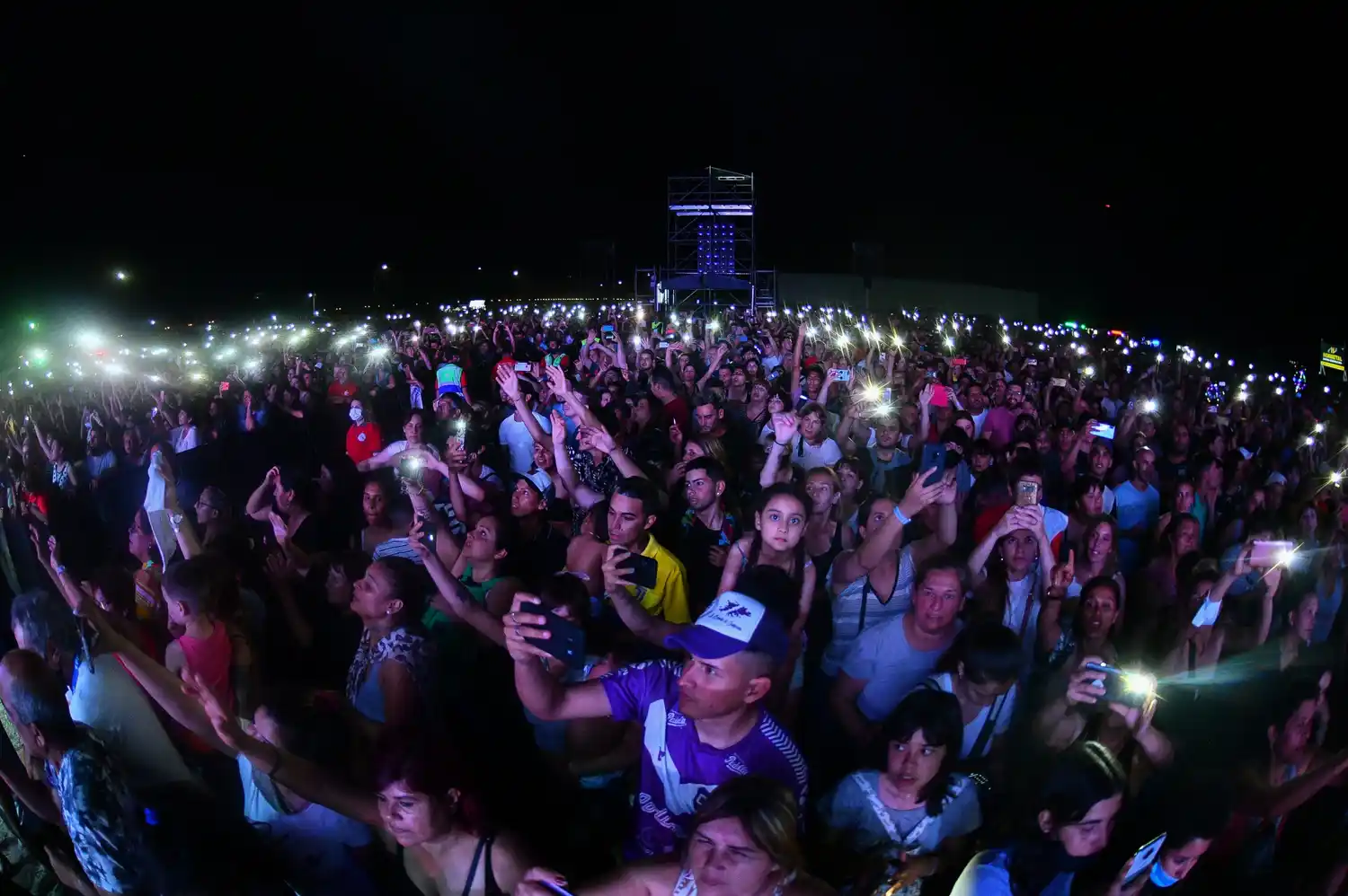 La Provincia ya exige las dos dosis para eventos masivos al aire libre