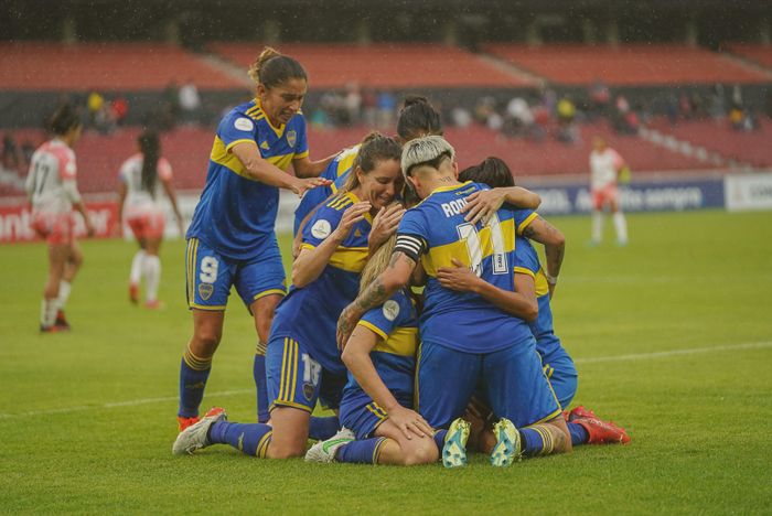 Con Huber, triunfo y clasificación para Boca