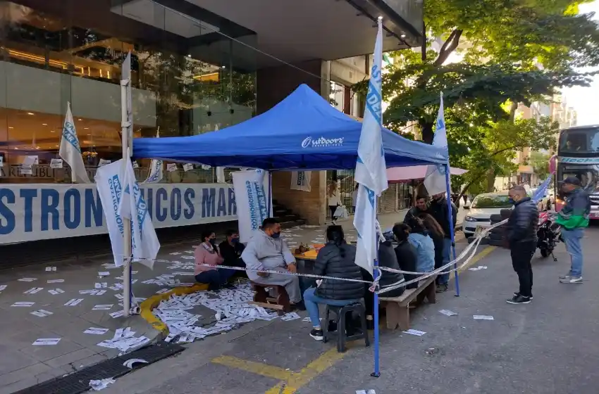 "Santin quiere mostrar un poder que realmente no tiene"