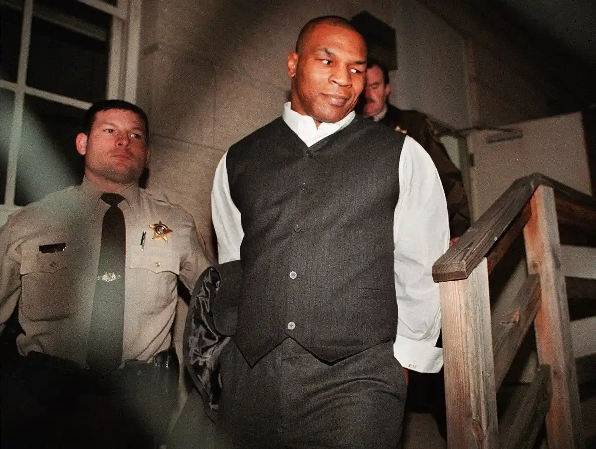 Escándalos Mike Tyson - Interna 3