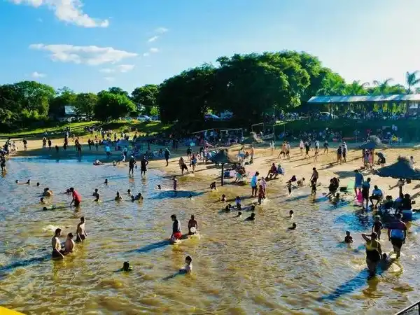 Formosa vive una intensa temporada de verano 2026