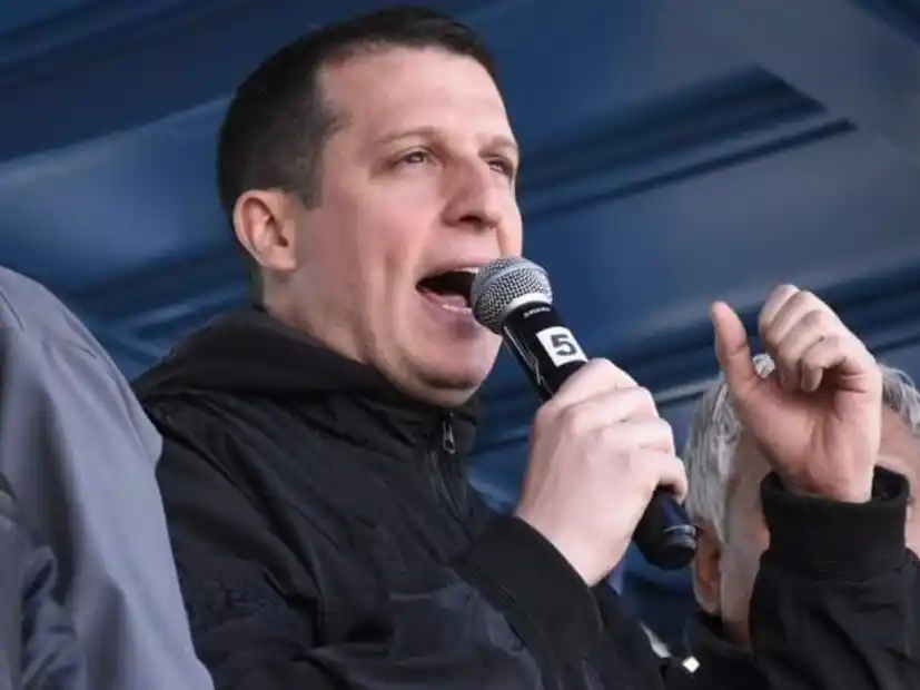 Un diputado considera que Milei es un presidente “pro-guerra” y quiere iniciarle un juicio político