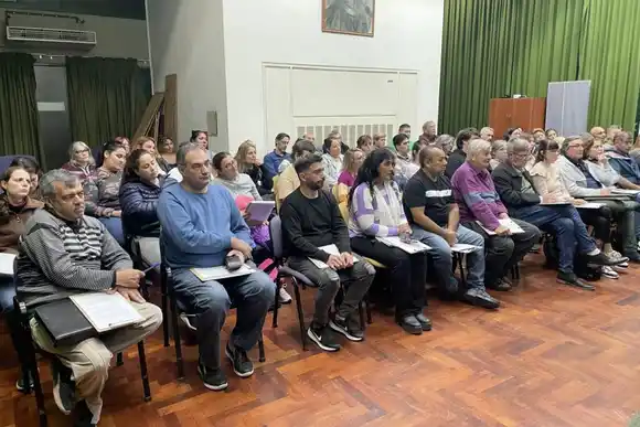 Capacitación a tesoreros y secretarios de comisiones vecinales