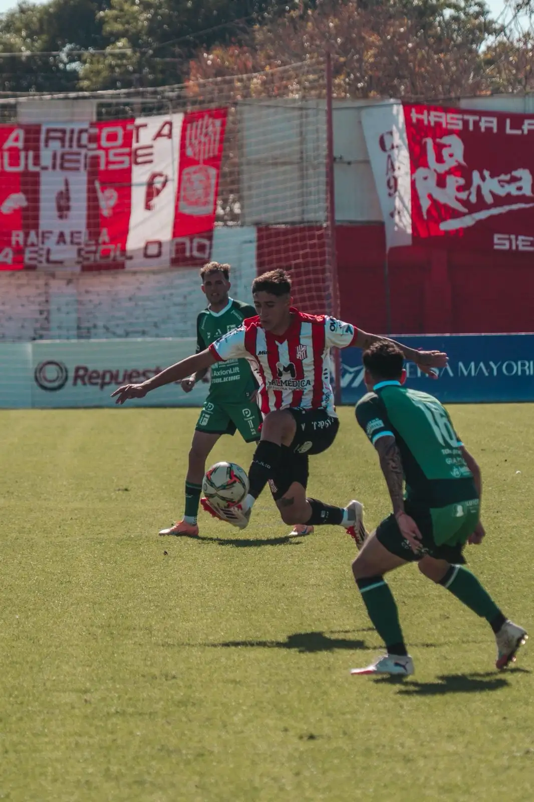 Marcelo "El Chaqueño" Varela - entrenador del Club 9 de Julio | Un repaso por el trabajo que está haciendo el "León" en el Federal A