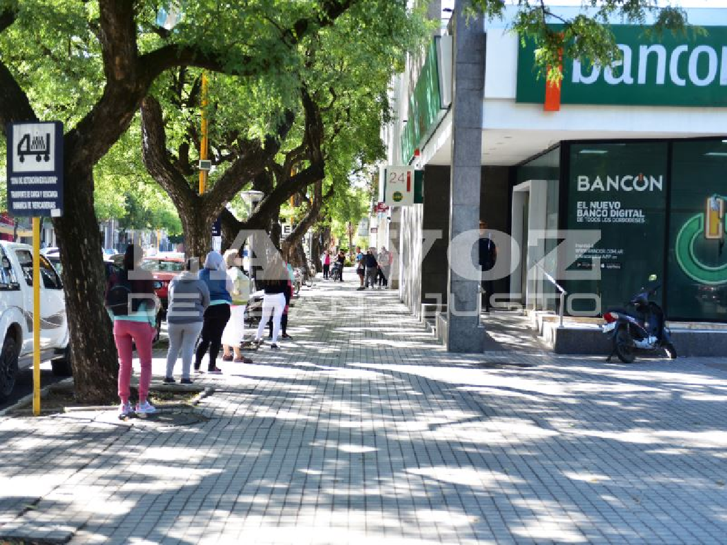 Los bancos pagarán hoy a jubilados y pensionados con DNI terminados en 6 y 7 