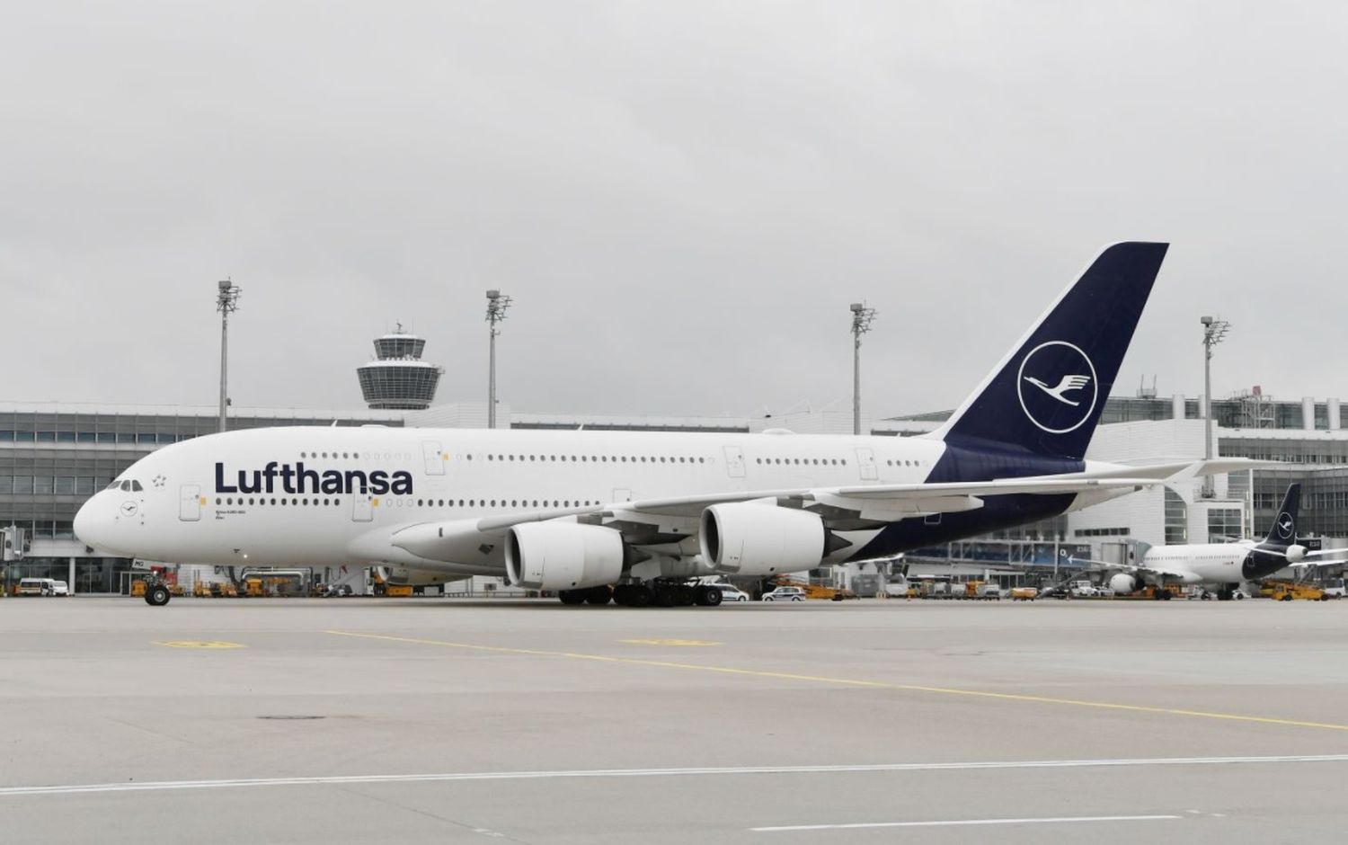 Lufthansa reactiva un segundo Airbus A380