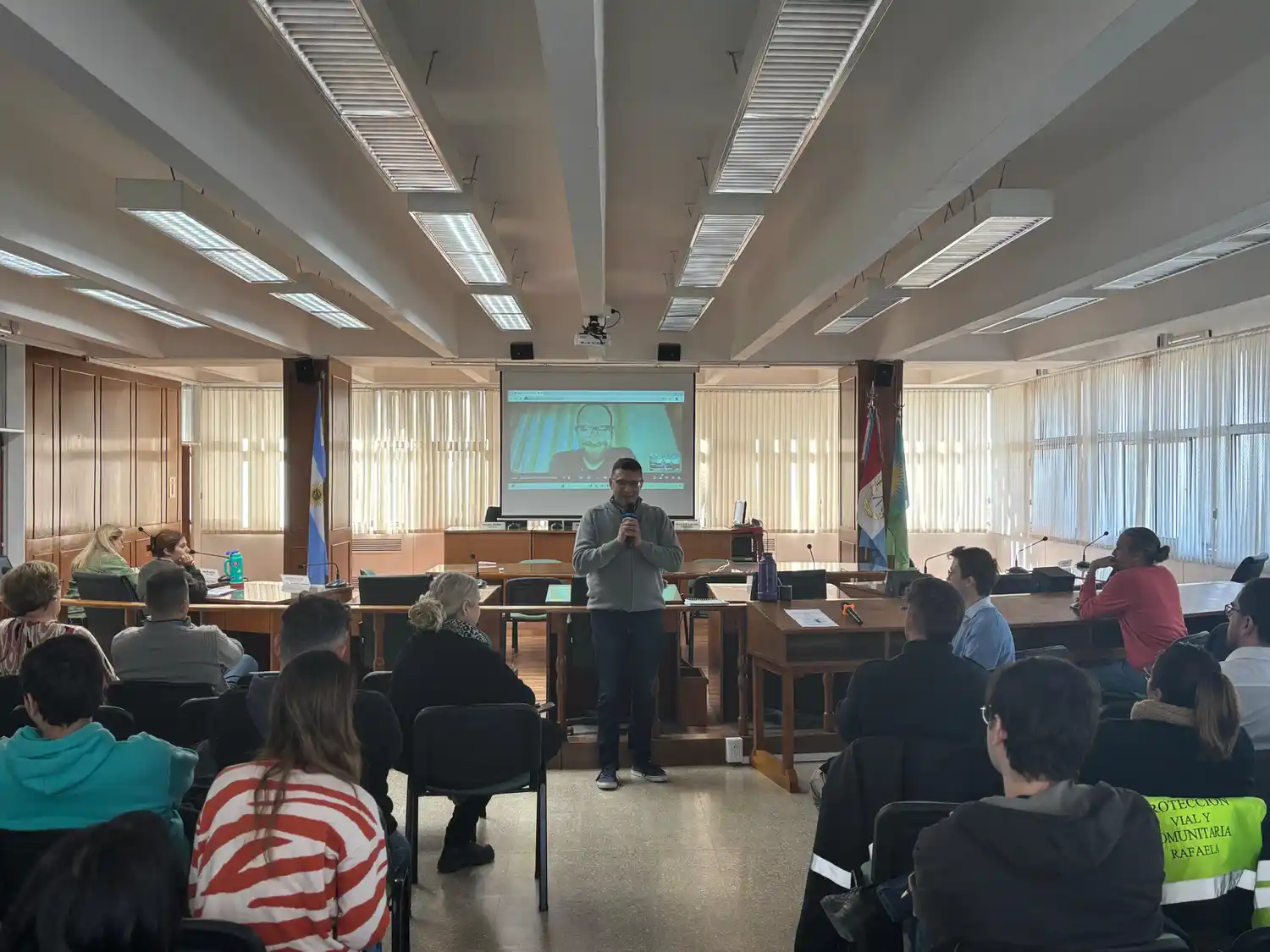 Disertaron sobre Inteligencia artificial y gestión gubernamental en el Concejo Municipal
