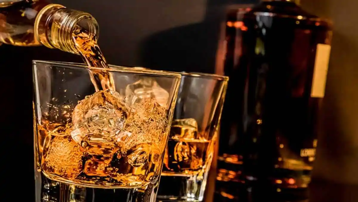¿Sabes cuáles son las diferencias entre el whisky irlandés y el escocés?, te lo decimos