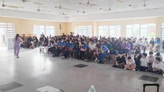 Charla sobre prevención del bullying en la EPES 99