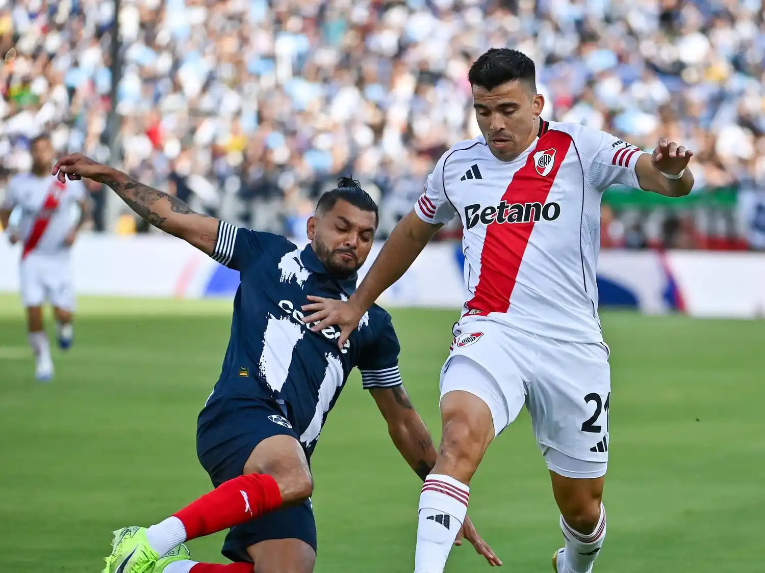 Acuña estará en el lateral izquierdo de River.