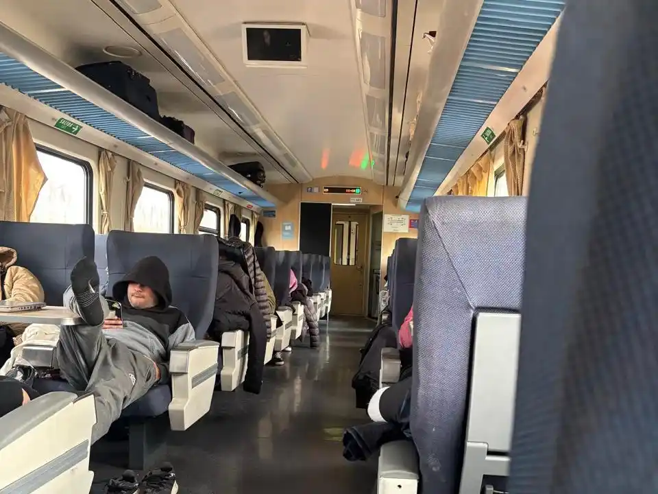 "Ahora, parados entre Zárate y Campana", comentó un pasajero sampedrino a La Opinión.