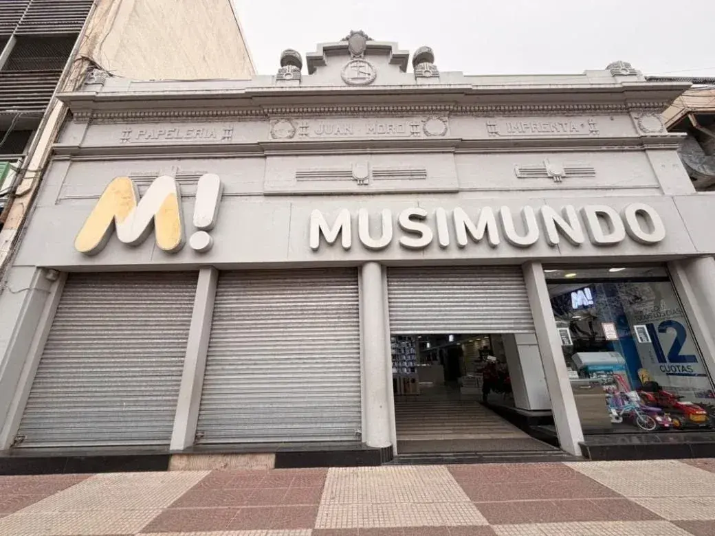 Musimundo cerró 20 sucursales y más de un centenar de trabajadores quedaron sin empleo